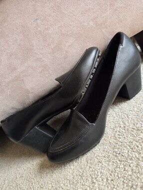 SafeTstep Safe T Step Women's Brittany Slip-Resistant Black Pump Heel Shoes 8.5W